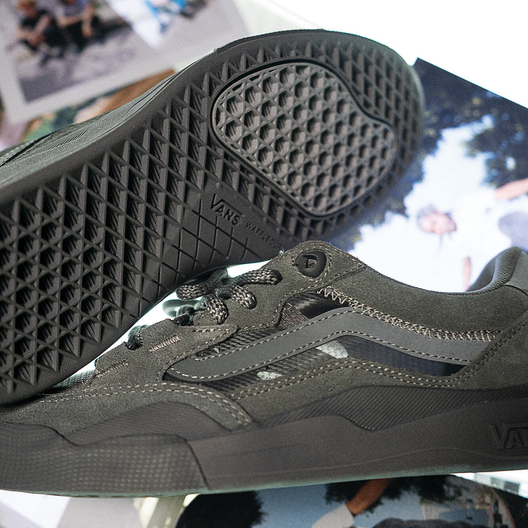 VANS(ヴァンズ)| SKATE 2 WAYVEE SHOE BY ATIBA JEFFERSON | スノーボード・スケートボードのTACTICS JAPAN