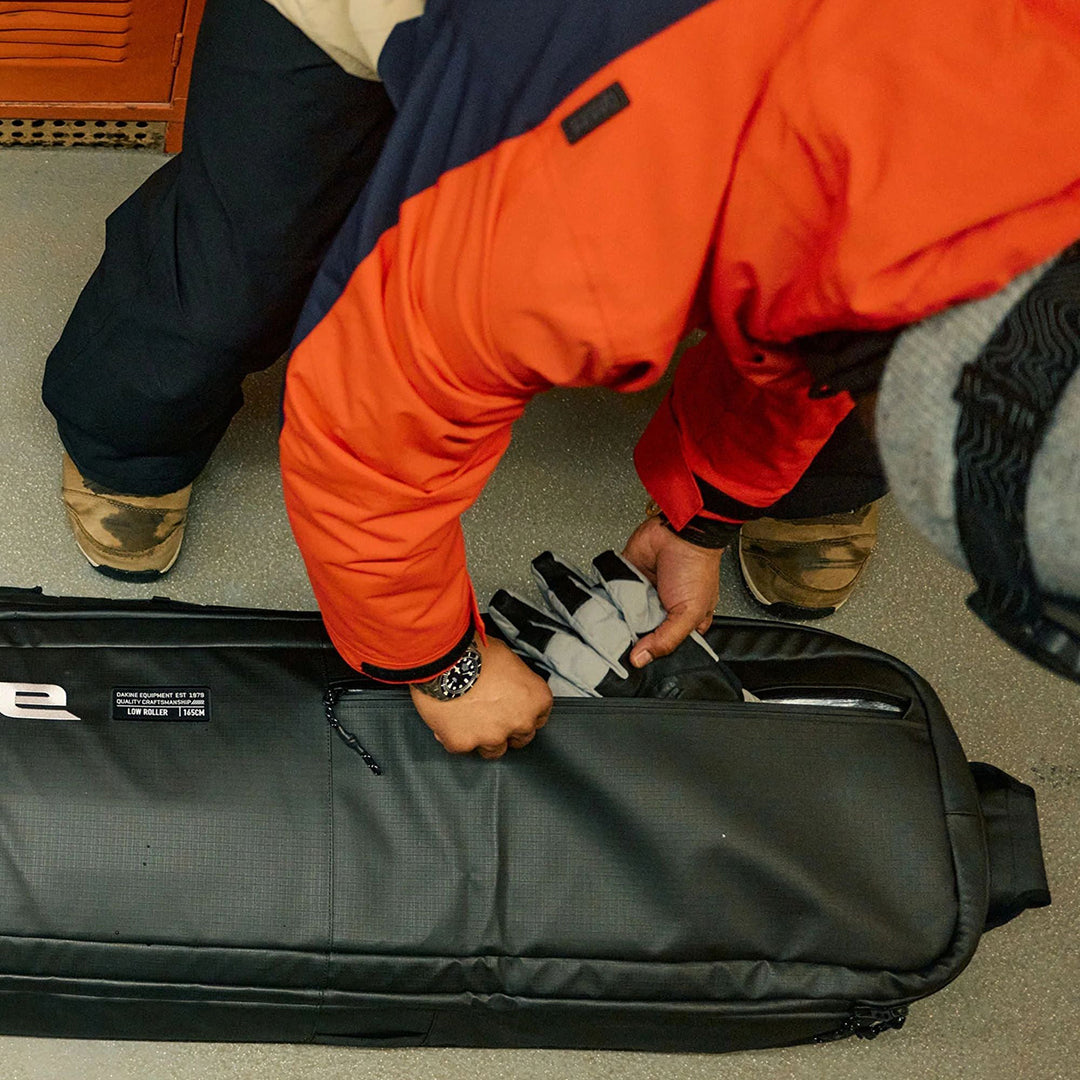 DAKINE(ダカイン)| LOW ROLLER SNOWBOARD BAG 165 / BLACK | スノーボード・スケートボードのTACTICS JAPAN