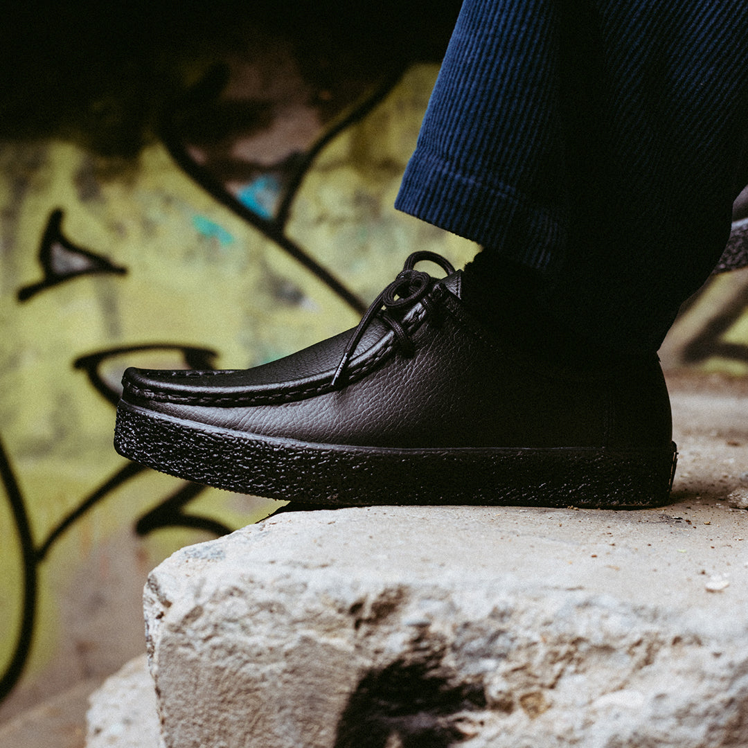 LAST RESORT AB(ラスト リゾート AB) | VM006 Moc Lo Leather / BLACK/BLACK | スノーボード・スケートボードのTACTICS JAPAN