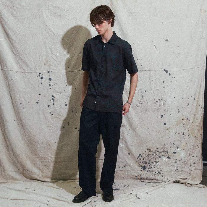 FORMER(フォーマー)| VIVIAN GLOBAL MIND SS SHIRT / BLACK | スノーボード・スケートボードのTACTICS JAPAN