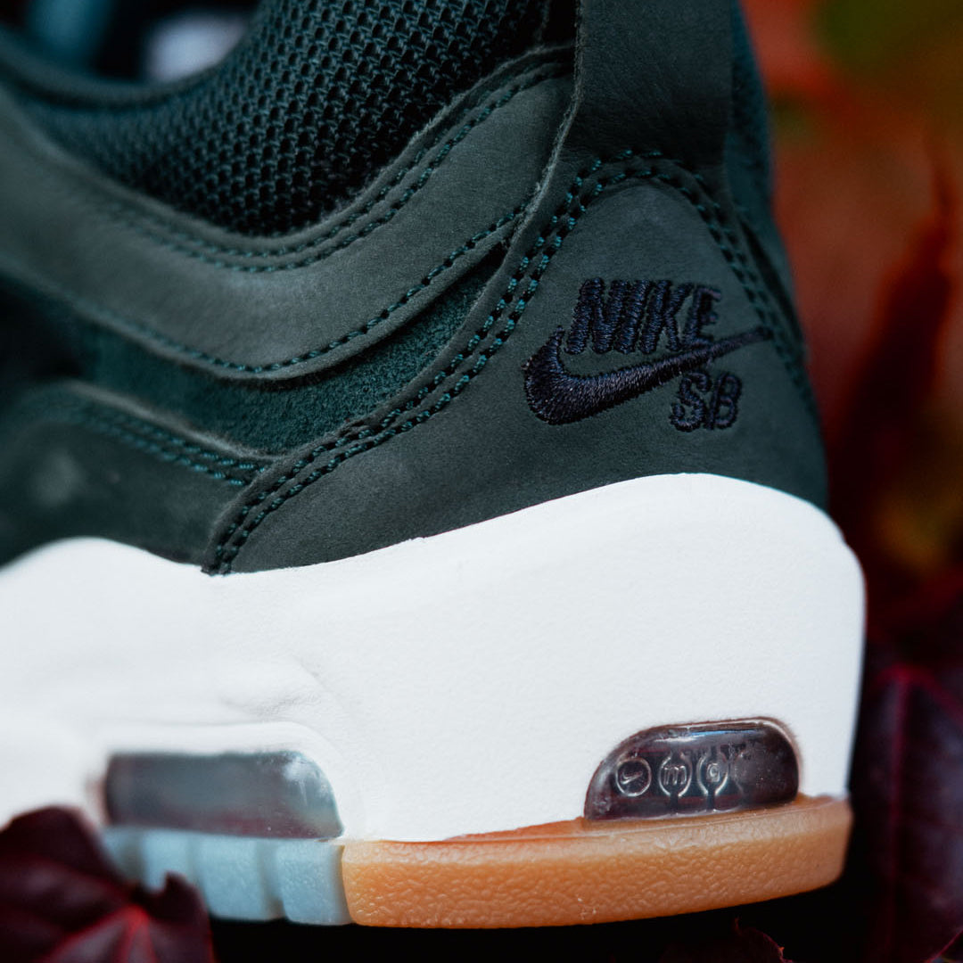 NIKE SB(ナイキ スケートボーディング)| NIKE AIR MAX ISHOD 2 ISO “DEEP FIR” | スノーボード・スケートボードのTACTICS JAPAN