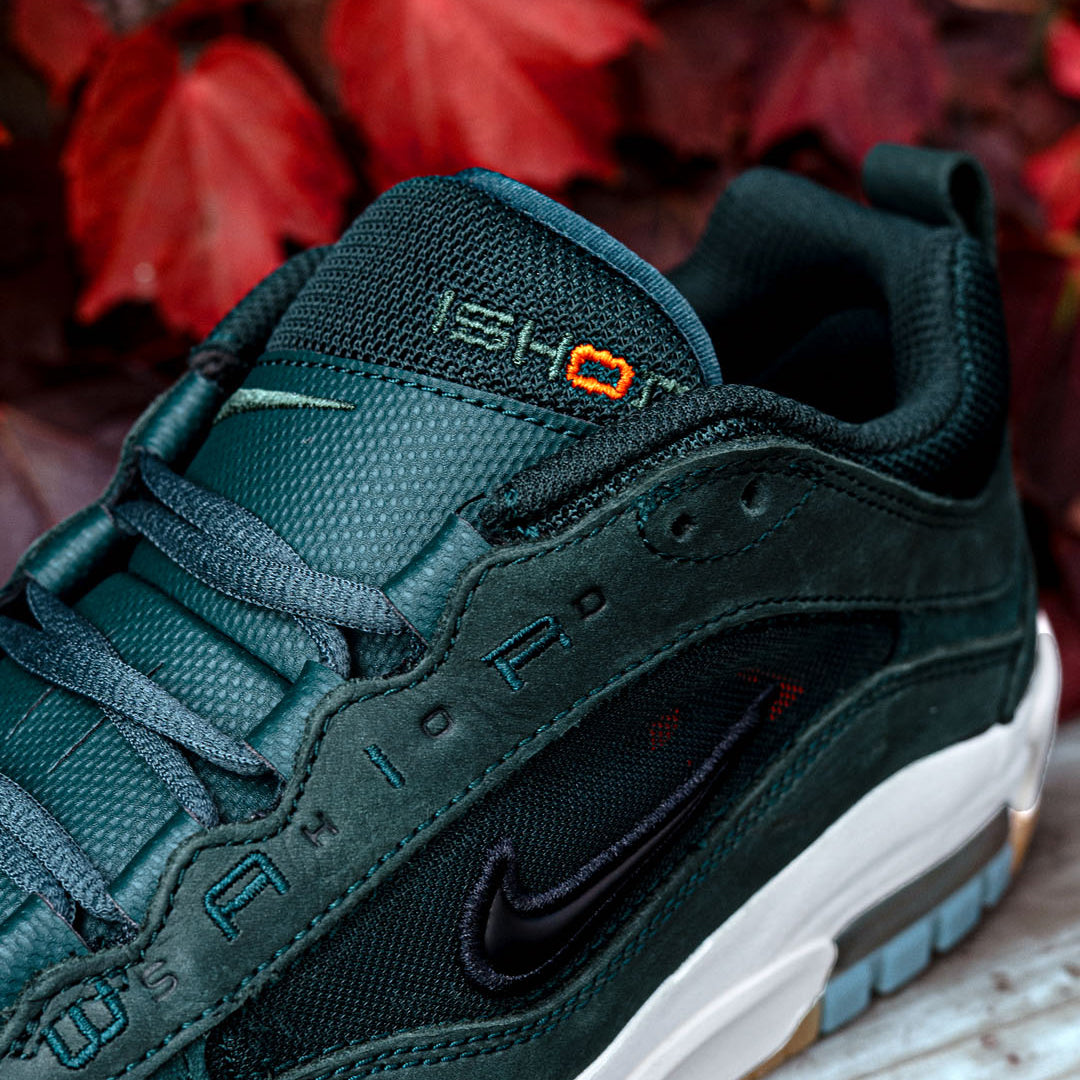 NIKE SB(ナイキ スケートボーディング)| NIKE AIR MAX ISHOD 2 ISO “DEEP FIR” | スノーボード・スケートボードのTACTICS JAPAN