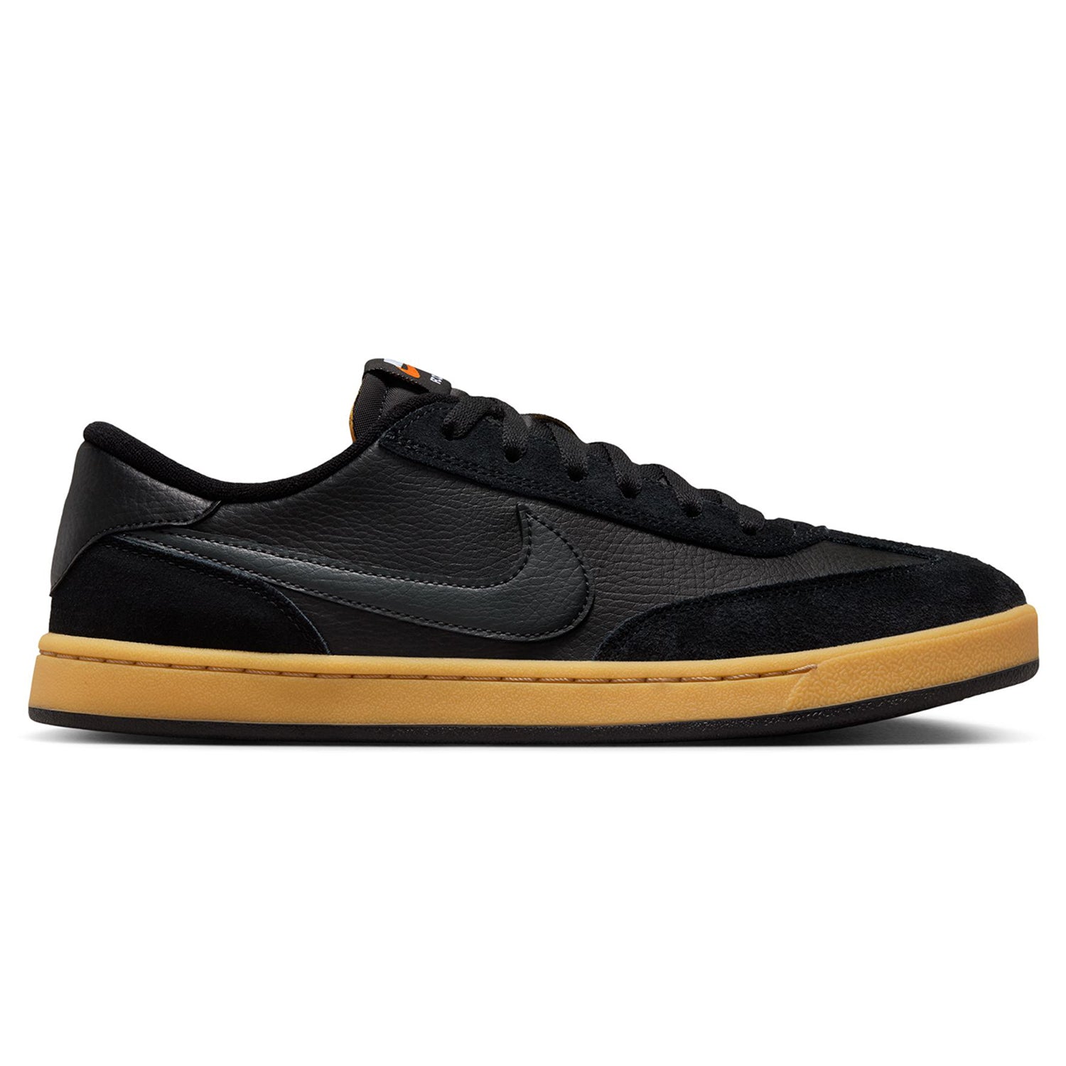 NIKE SB(ナイキ スケートボーディング)| NIKE SB FC CLASSIC / BLACK | スノーボード・スケートボードのTACTICS JAPAN