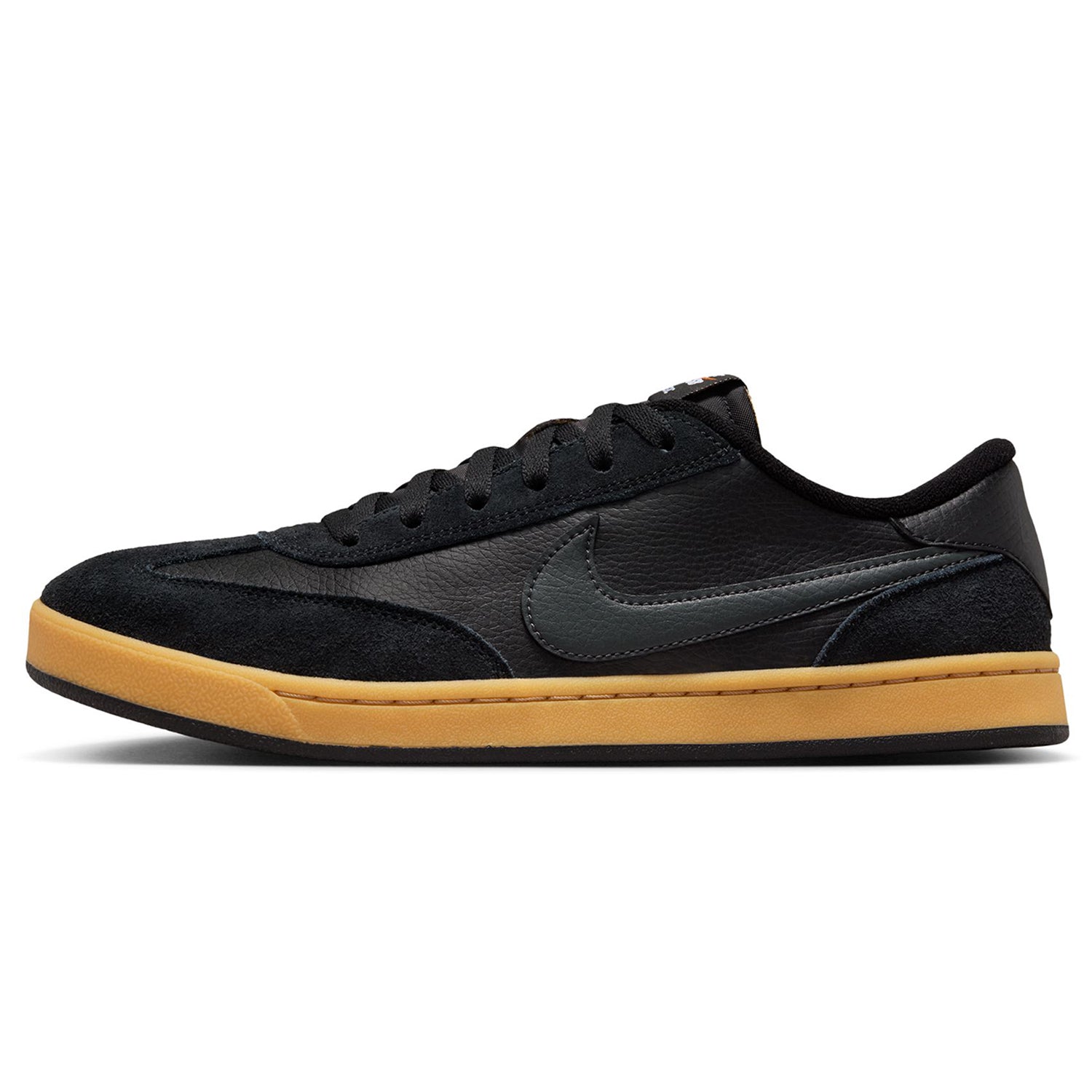 NIKE SB(ナイキ スケートボーディング)| NIKE SB FC CLASSIC / BLACK | スノーボード・スケートボードのTACTICS JAPAN