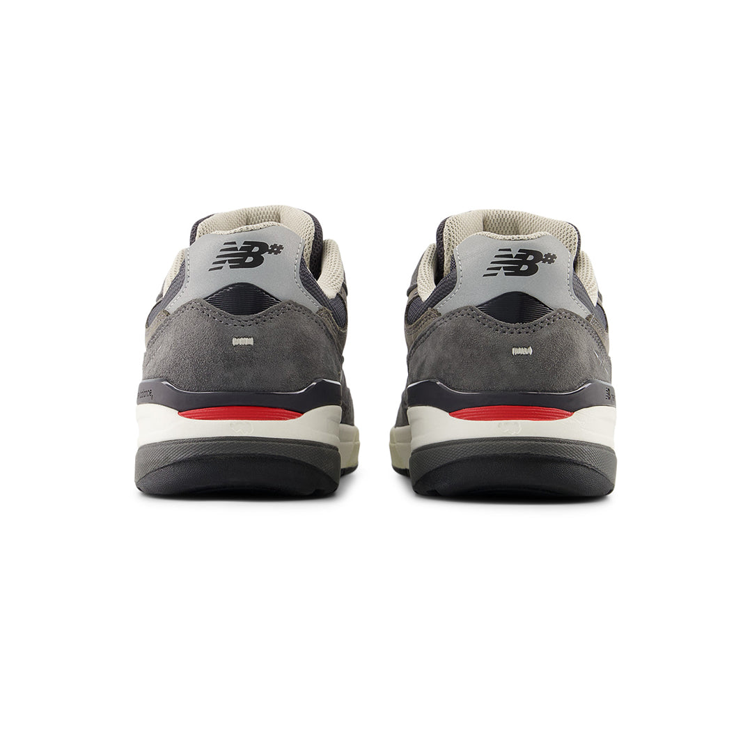 NEW BALANCE NUMERIC(ニューバランスヌメッリク)| NM933GDY | スノーボード・スケートボードのTACTICS JAPAN