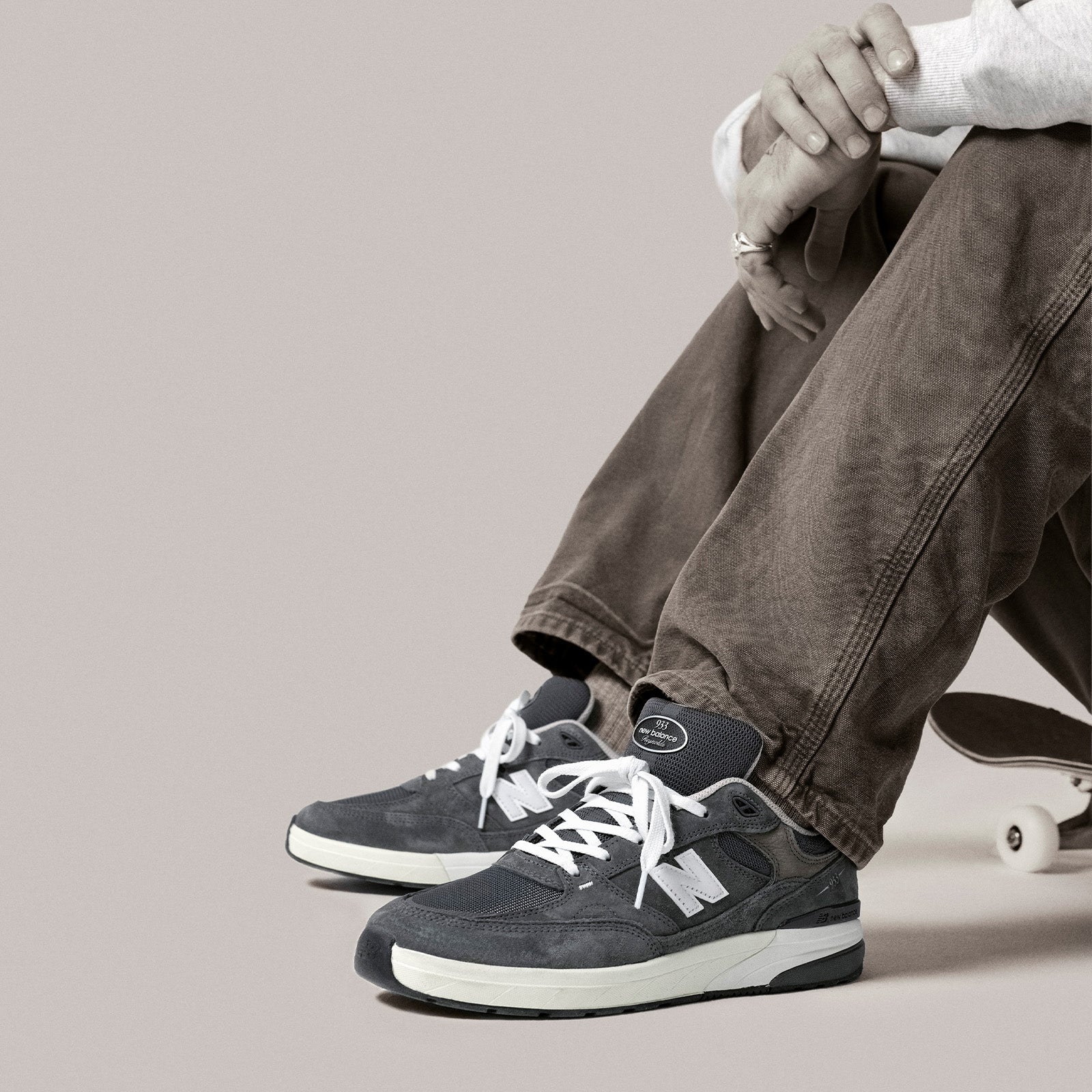 NEW BALANCE NUMERIC(ニューバランスヌメッリク)| NM933GDY | スノーボード・スケートボードのTACTICS JAPAN