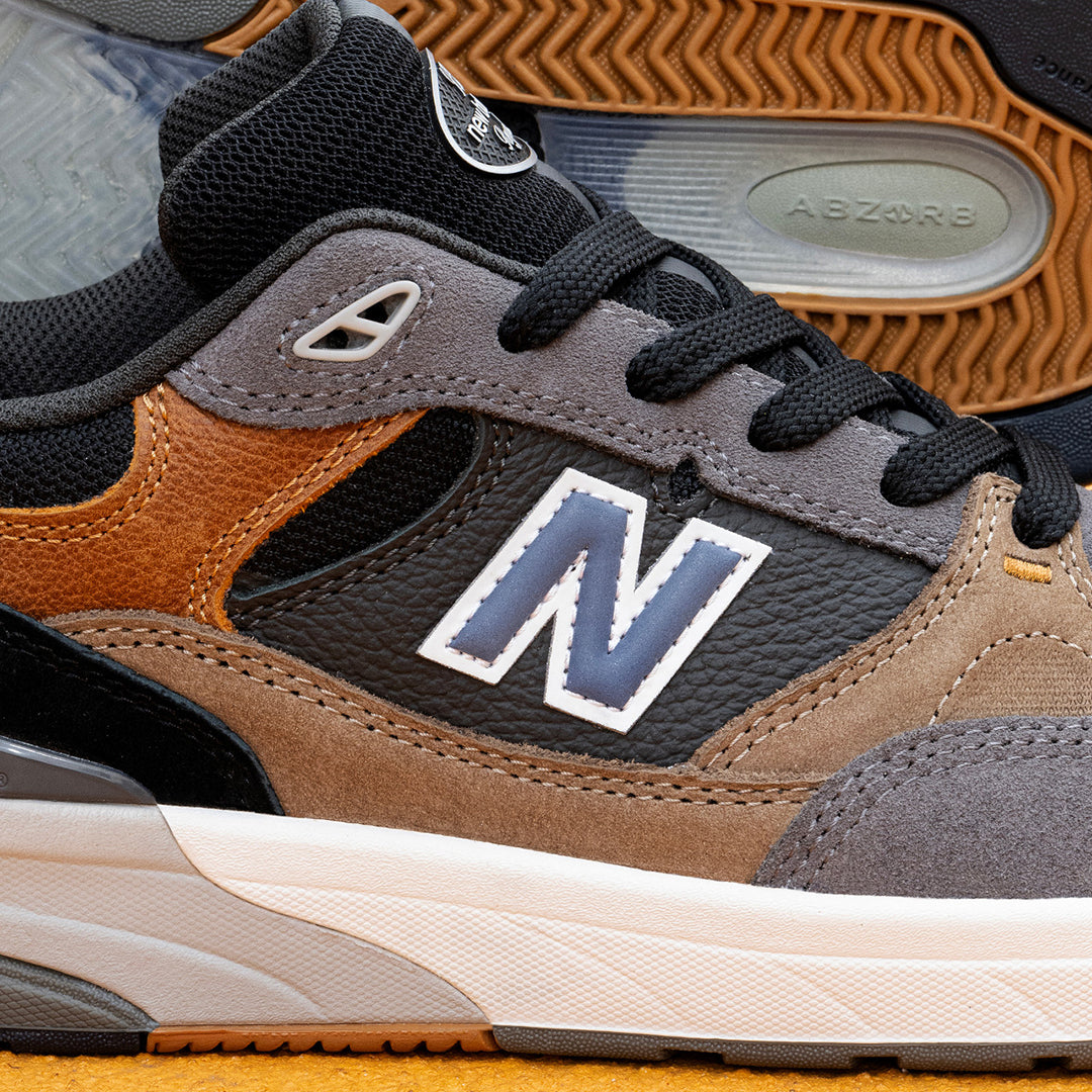 NEW BALANCE NUMERIC(ニューバランス ヌメリック)| NM933MLT ANDREW REYNOLDS | スノーボード・スケートボードのTACTICS JAPAN