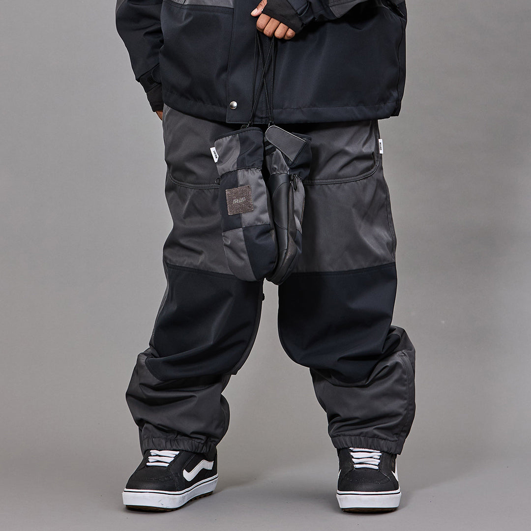 UNFRM(ユニフォーム)| PATCH POCKET DOUBLE KNEE PANTS / CHARCOAL/BLACK | スノーボード・スケートボードのTACTICS JAPAN