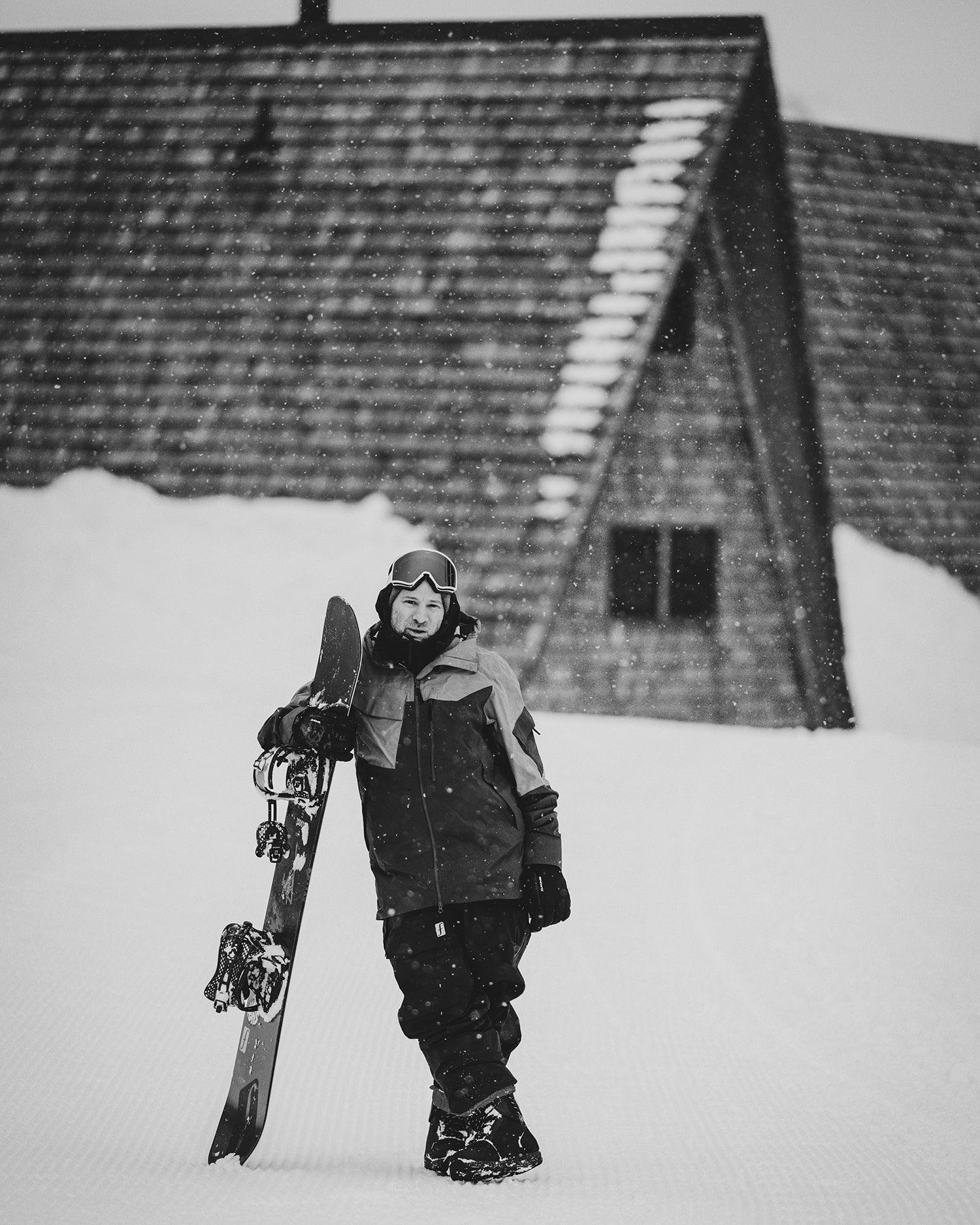 FORUM 3-LAYER BACKCOUNTRY JACKET / GOJI DRIES BLOOD