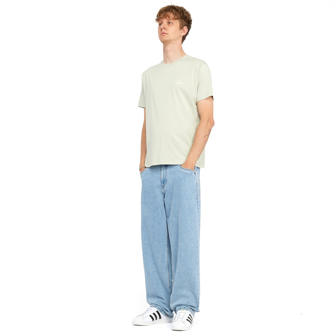 DIME MTL(ダイム モントリオール)| CURSIVE SMALL LOGO T-SHIRT - CHARCOAL MOSS | スノーボード・スケートボードのTACTICS JAPAN