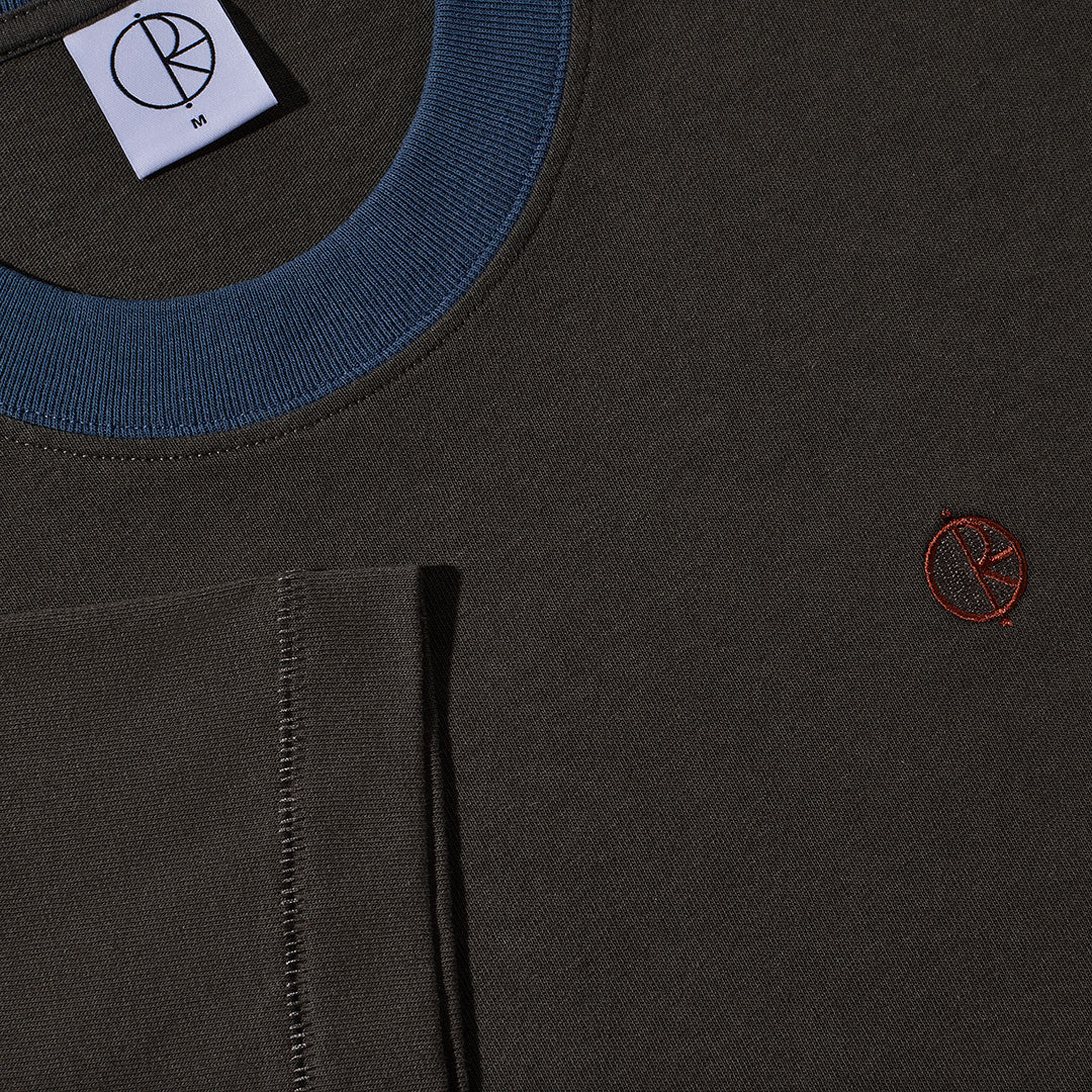 POLAR SKATE CO.(ポーラー スケート カンパニー)| SURF PANEL TEE/ DIRTY BLACK/GREY BLUE | スノーボード・スケートボードのTACTICS JAPAN