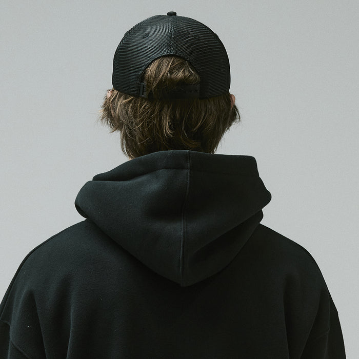 FORMER(フォーマー)| SYNTHESIS TRUCKER CAP / BLACK | スノーボード・スケートボードのTACTICS JAPAN