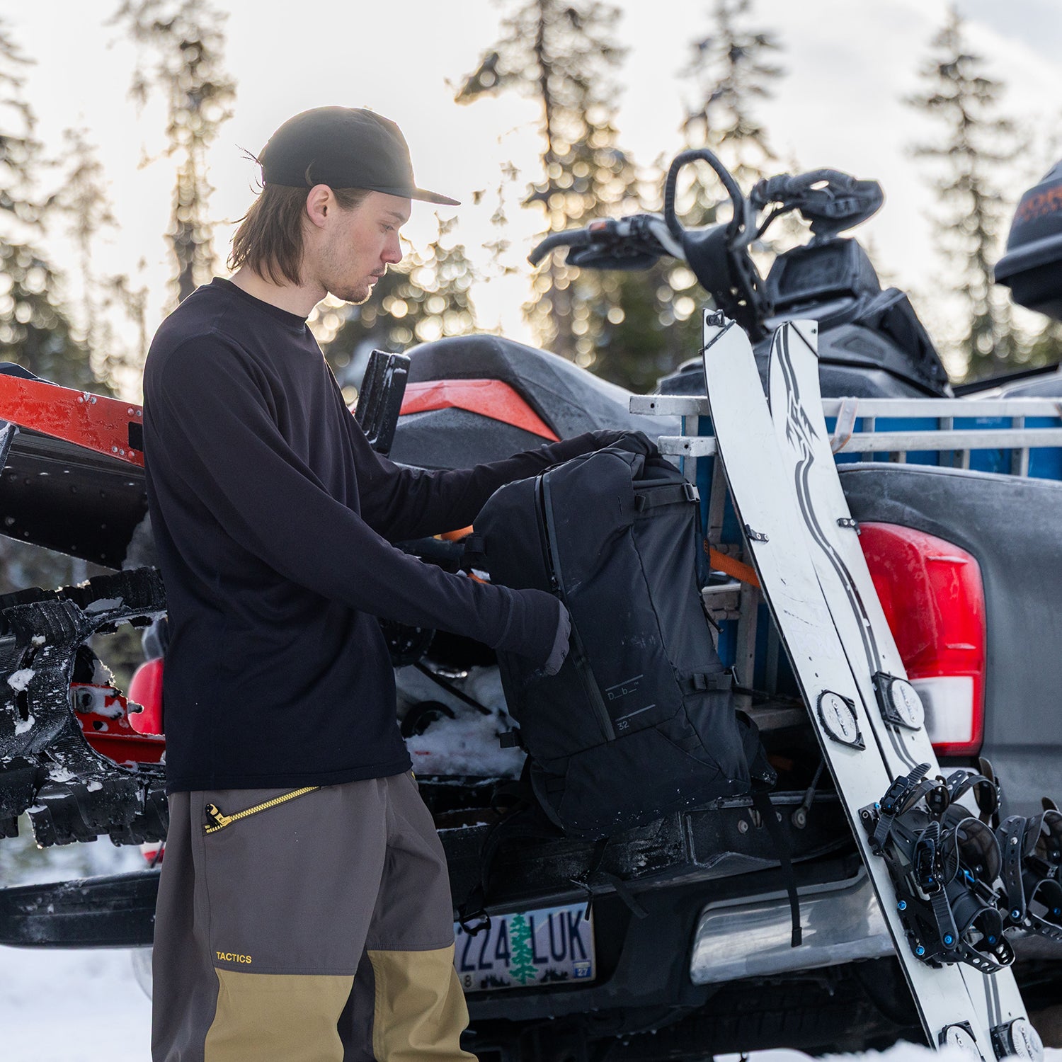 CASCADIA BASE LAYER TOP / BLACK