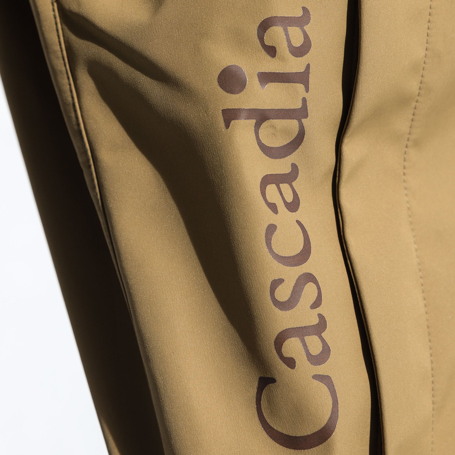 CASCADIA 3L RAINBREAKER JACKET / DARK EARTH