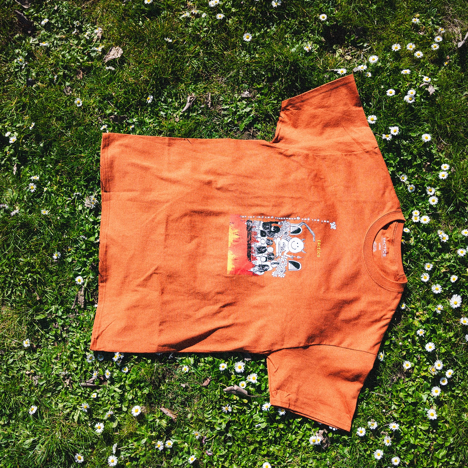 TACTICS(タクティクス)| I KNOW NOTHING T-SHIRT / BRUNT ORANGE | スノーボード・スケートボードのTACTICS JAPAN