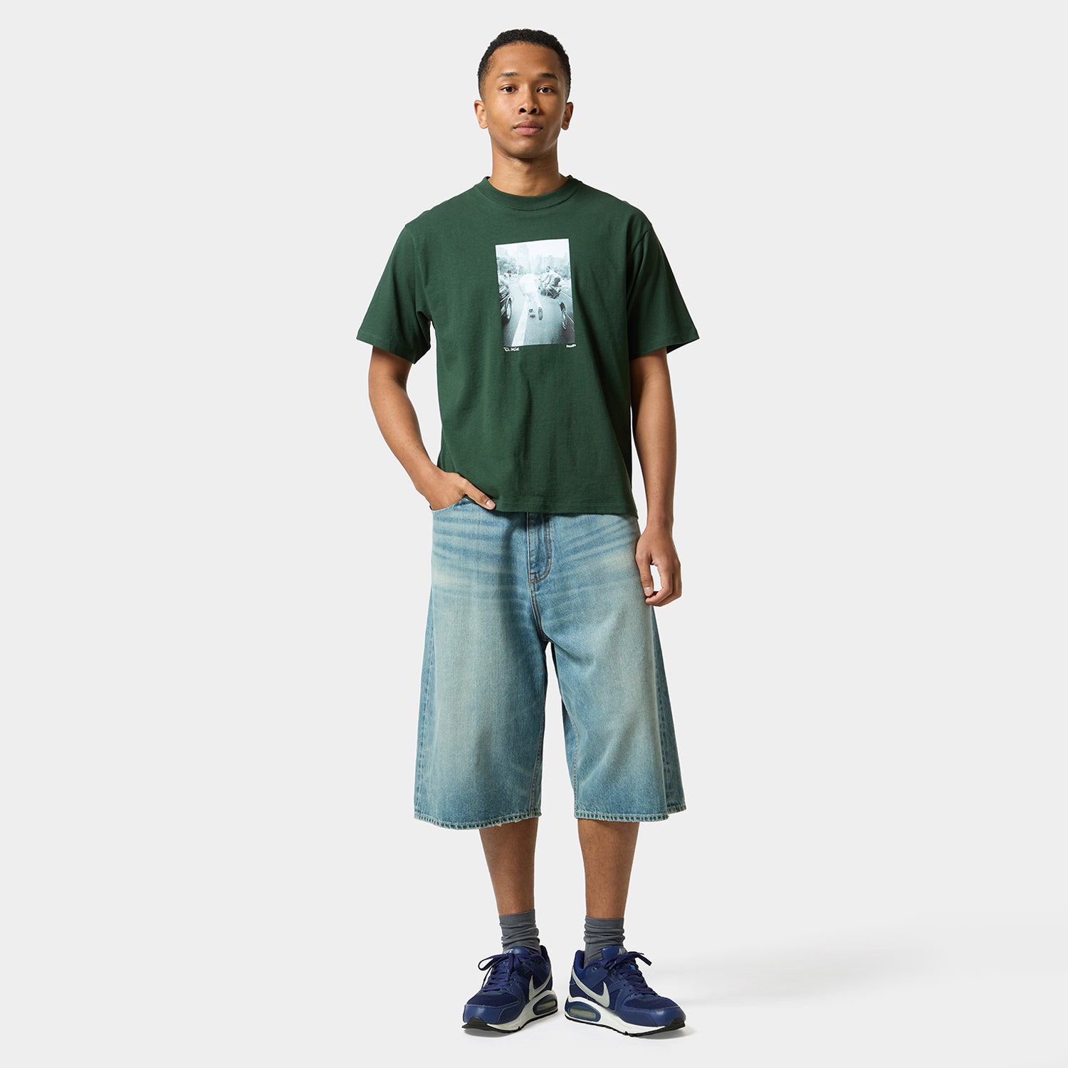 FIGHT THE TRAFFIC S/S TEE / FOREST GREEN