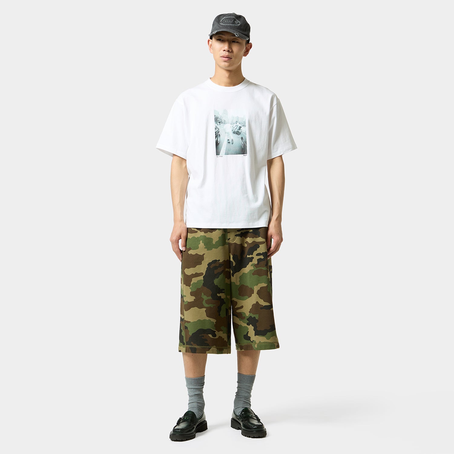 FIGHT THE TRAFFIC S/S TEE / WHITE