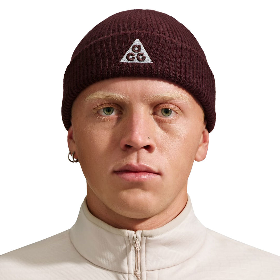 NIKE ACG(ナイキ エーシージー)| ACG TERRA BEANIE / MYSTIC DATES | スノーボード・スケートボードのTACTICS JAPAN