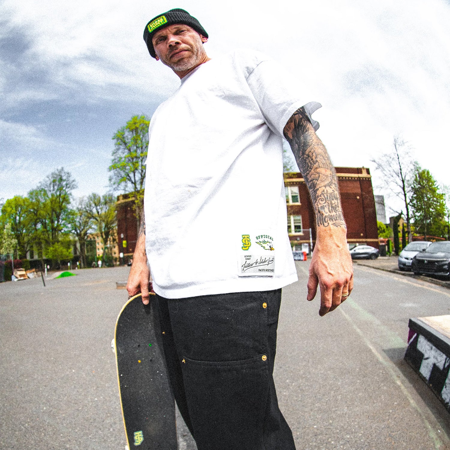 TACTICS(タクティクス)| TACTICS SHAKE JUNT X TACTICS T-SHIRT | スノーボード・スケートボードのTACTICS JAPAN