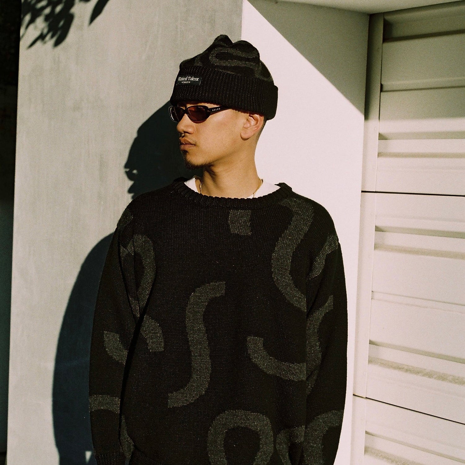 NOMADIK(ノマディック)| WASTED TALENT X NOMADIK JACQUARD SWEATER / BLACK/GREY | スケートボード・スノーボードのTACTICS JAPAN