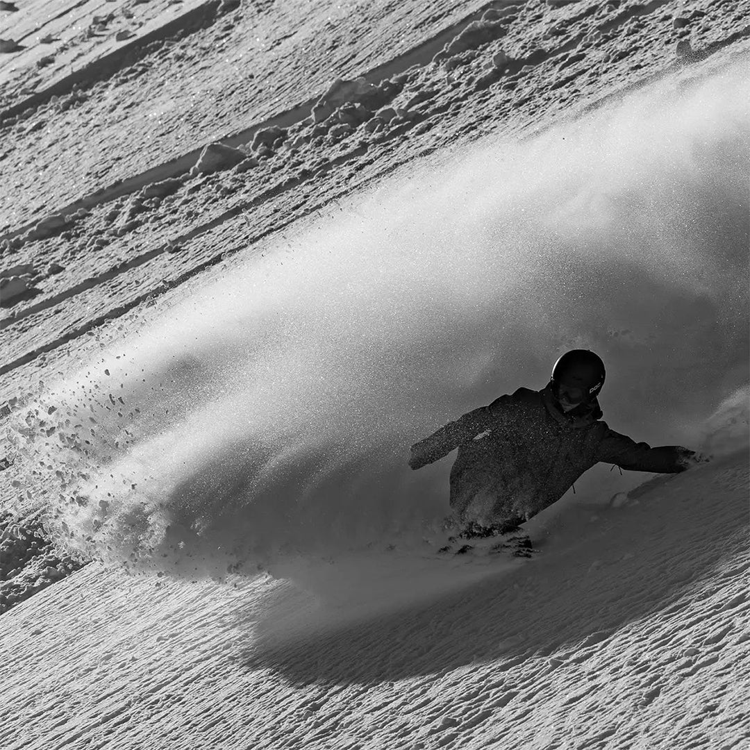 JONES SNOWBOARDS(ジョーンズ スノーボード)| STRATOS SNOWBOARD 2026 | スノーボード・スケートボードのTACTICS JAPAN