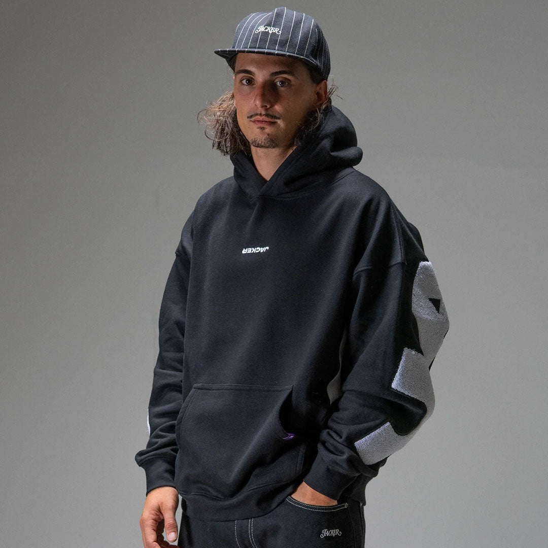JACKER(ジャッカー)| YETORIUS HOODIE / BLACK | スノーボード・スケートボードのTACTICS JAPAN