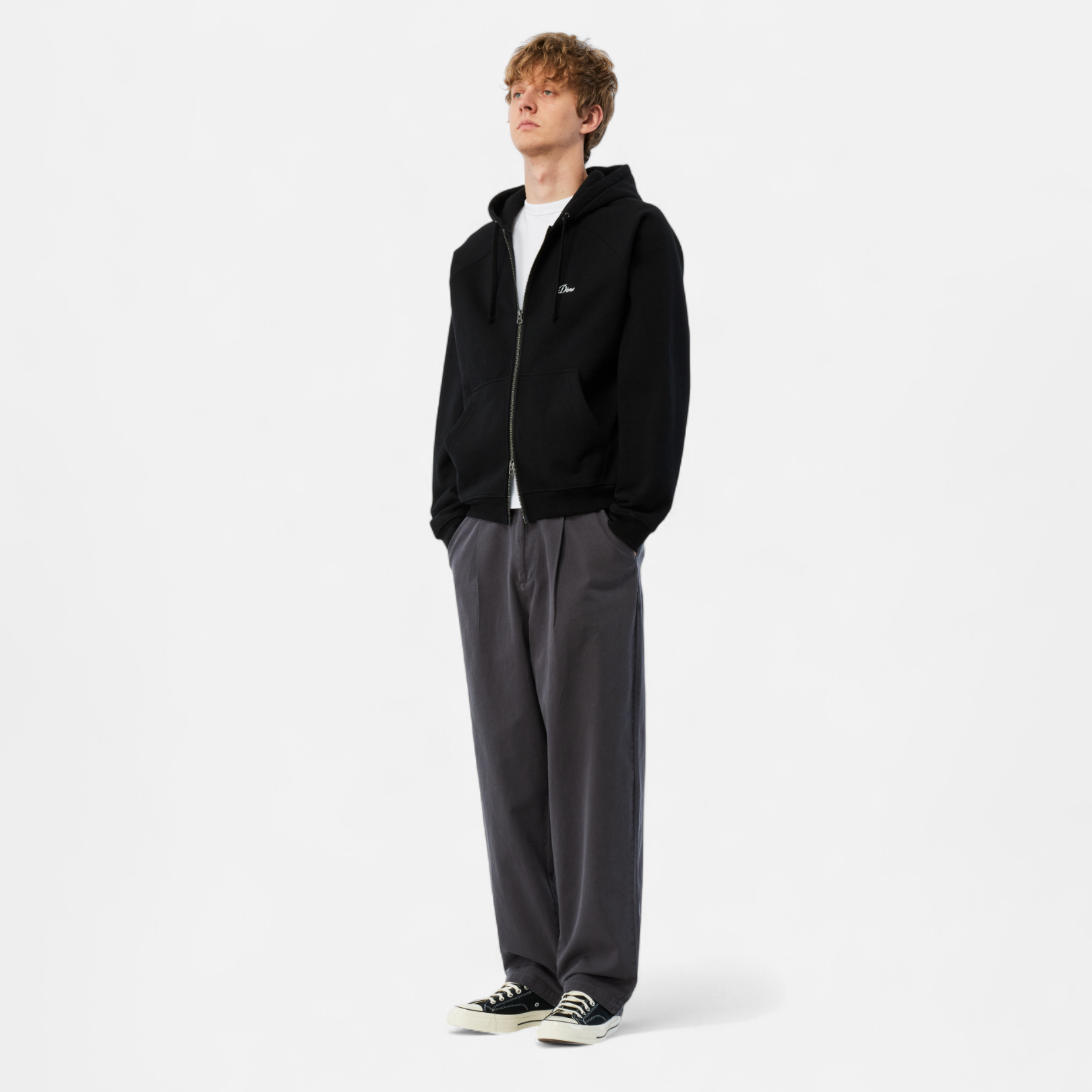 DIME MTL(ダイム モントリオール)| CURSIVE SMALL LOGO ZIP HOODIE / BLACK | スケートボード・スノーボードのTACTICS JAPAN