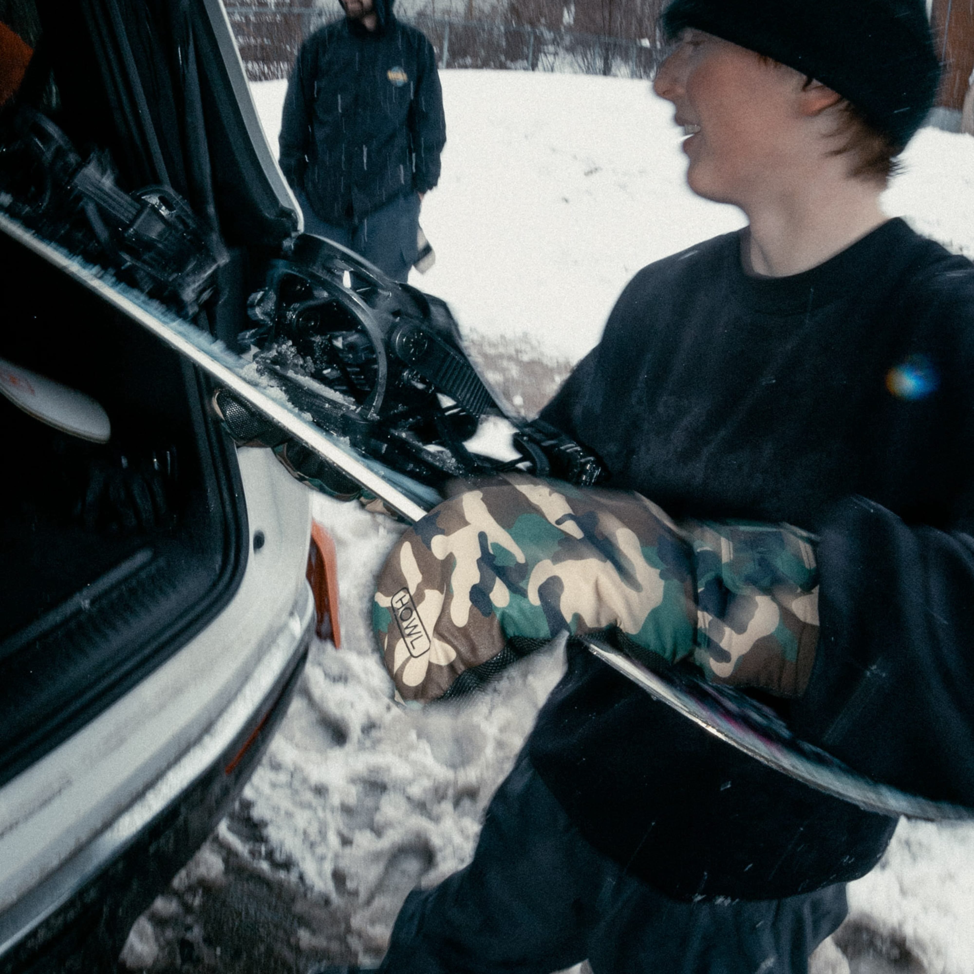 HOWL SUPPLY(ハウル サプライ)| FLYWEIGHT MITT / CAMO | スノーボード・スケートボードのTACTICS JAPAN