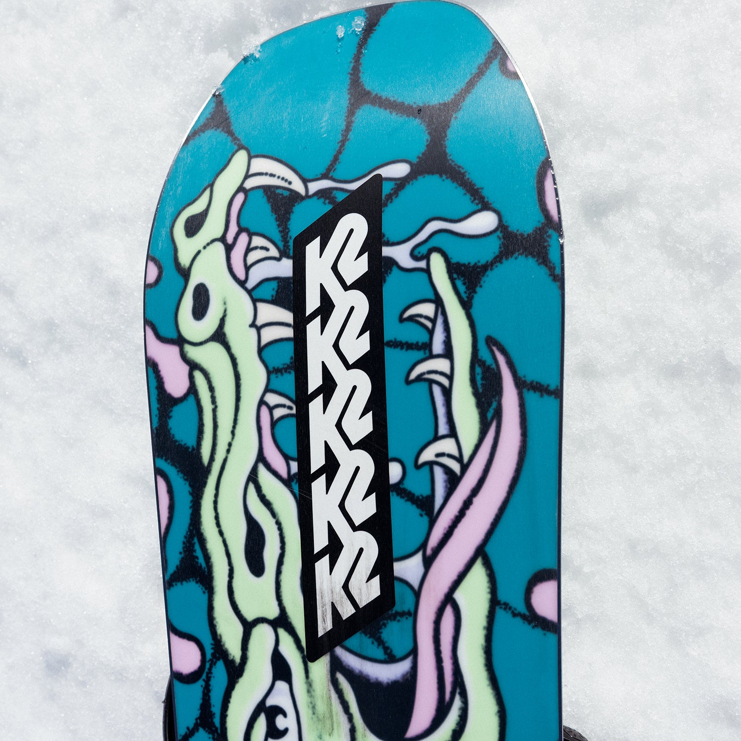 K2 X BRAIN DEAD PASSPORT SNOWBOARD