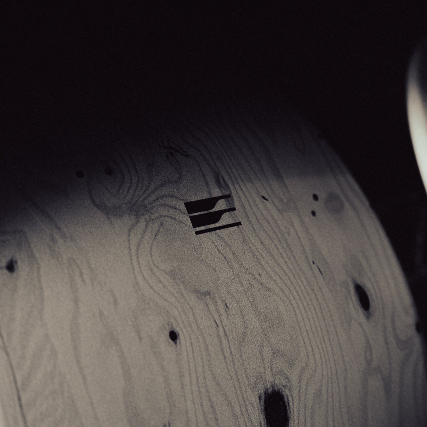 EDGLRD(エッジロード)| BARRIO TRISTE #001 - 8.18 | スノーボード・スケートボードのTACTICS JAPAN