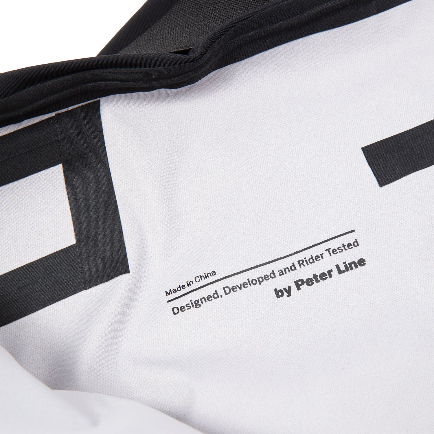 FORUM SNOWBOARDS(フォーラム スノーボード)| FORUM 3-LAYER BACKCOUNTRY BIB / BLACK | スノーボード・スケートボードのTACTICS JAPAN