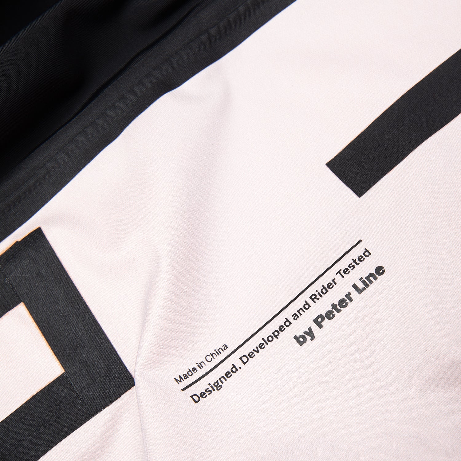 FORUM SNOWBOARDS(フォーラム スノーボード)| FORUM 3-LAYER BACKCOUNTRY BIB / GOJI / DRIED BLOOD | スノーボード・スケートボードのTACTICS JAPAN