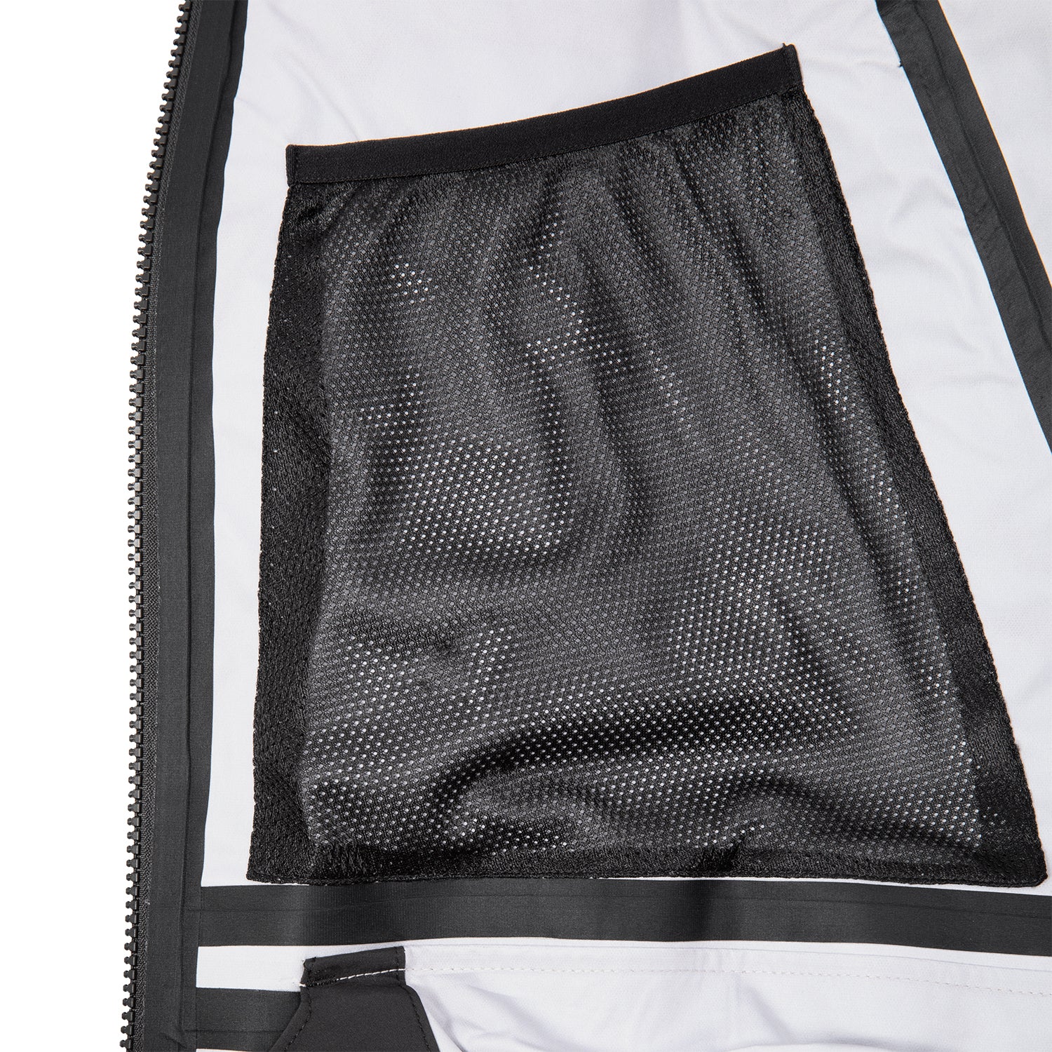 FORUM SNOWBOARDS(フォーラム スノーボード)| FORUM 3-LAYER BACKCOUNTRY JACKET / BLACK | スノーボード・スケートボードのTACTICS JAPAN