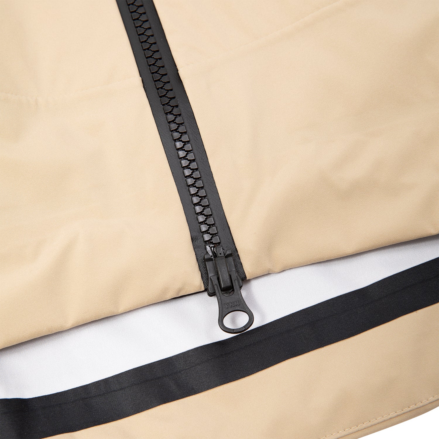 FORUM SNOWBOARDS(フォーラム スノーボード)| FORUM 3-LAYER BACKCOUNTRY JACKET / BLACK / DESERT KHAKI | スノーボード・スケートボードのTACTICS JAPAN