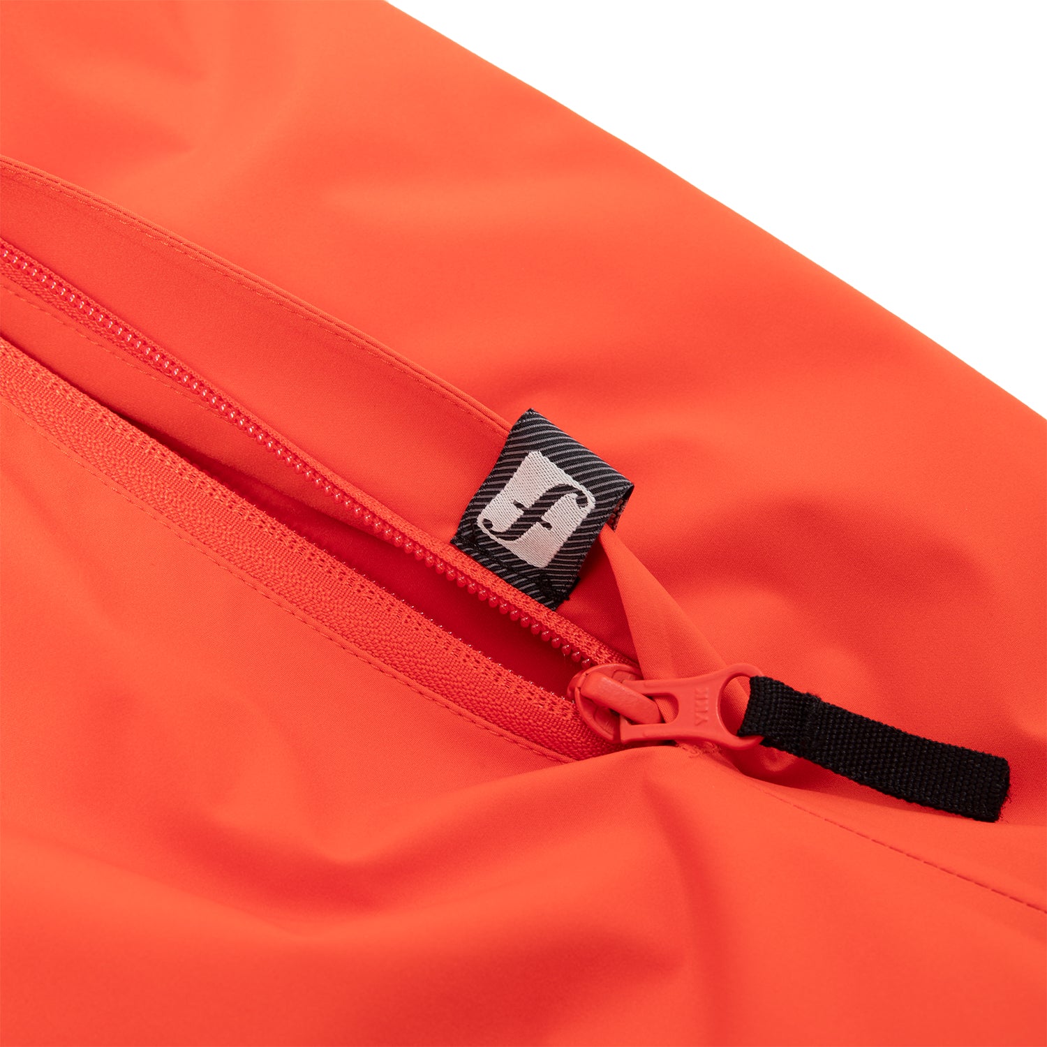 FORUM SNOWBOARDS(フォーラム スノーボード)| FORUM 3-LAYER All-MOUNTAIN JACKET / GOJI | スノーボード・スケートボードのTACTICS JAPAN