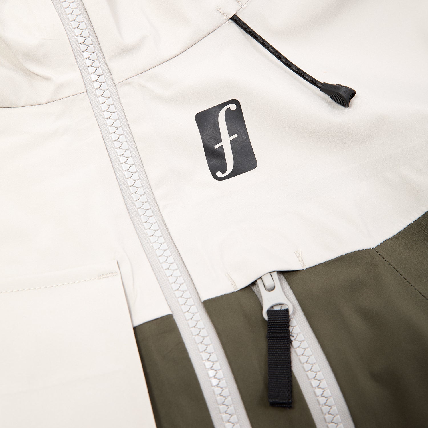 FORUM SNOWBOARDS(フォーラム スノーボード)| FORUM 3-LAYER BACKCOUNTRY JACKET / ESTATE / SPIKED OLIVE | スノーボード・スケートボードのTACTICS JAPAN