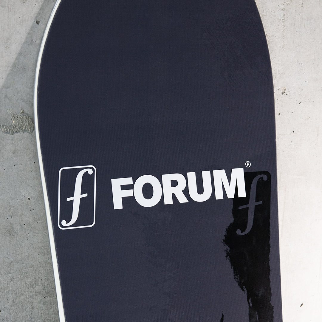 FORUM LOGO DIECUT STICKER / WHITE
