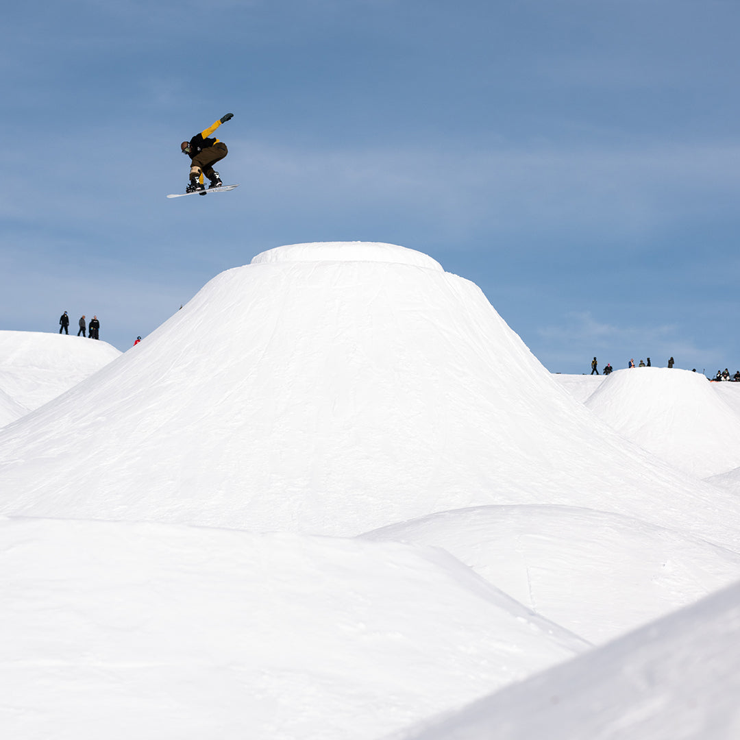 BENT METAL(ベント メタル)AXTION SNOWBOARD BINDINGS 2026 / BLACK | スノーボードのTACTICS JAPAN