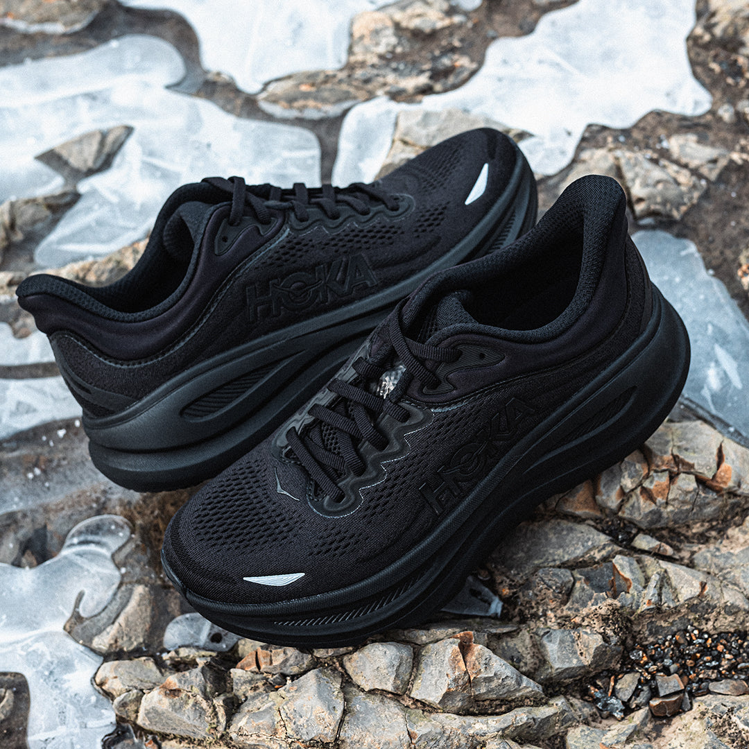 HOKA(ホカ)| M BONDI 9 / BLACK/BLACK | スノーボード・スケートボードのTACTICS JAPAN