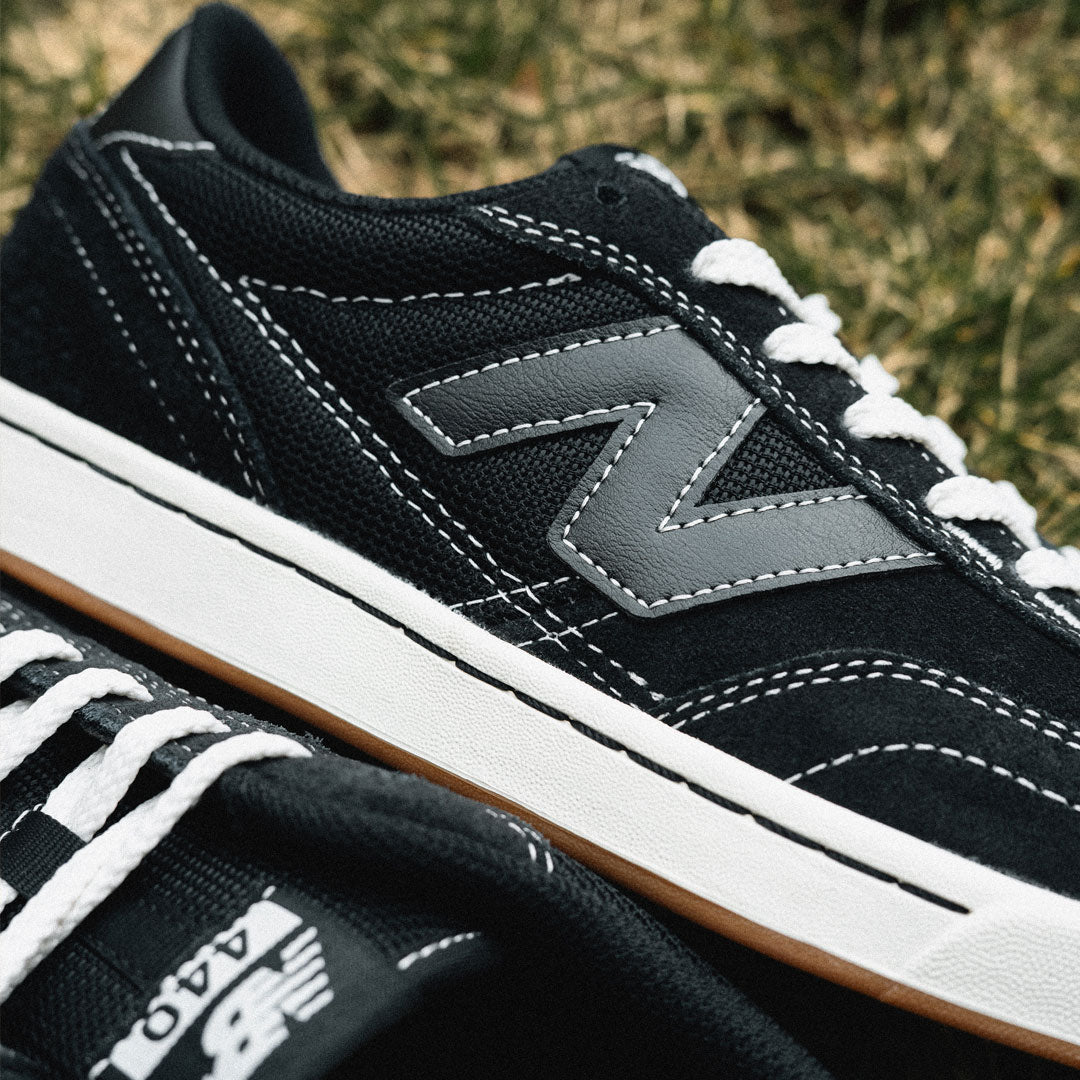 NEW BALANCE NUMERIC(ニューバランス ヌメリック)| UN440BCO V2 / BLACK WITH SEA SALT | スノーボード・スケートボードのTACTICS JAPAN