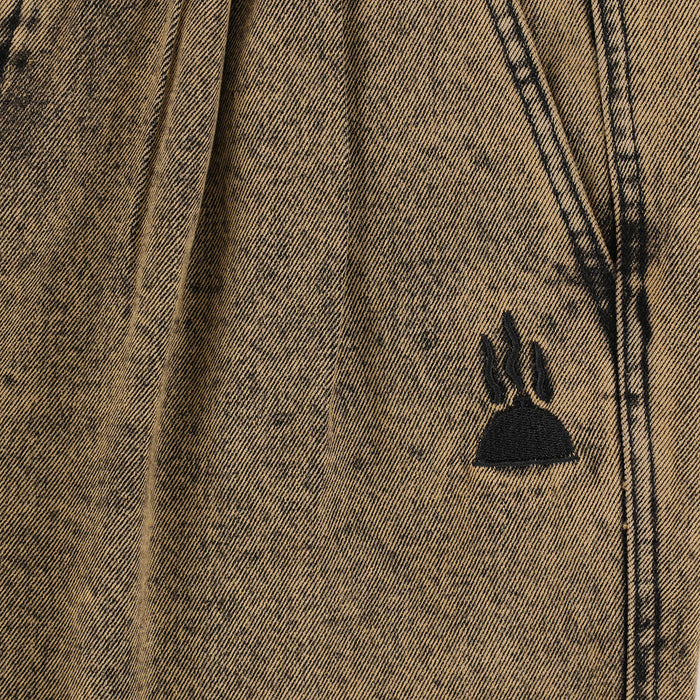 TACTICS(タクティクス)| BUFFET PLEATED DENIM SHORTS / GOLD OVERDYE BLACK DENIM | スノーボード・スケートボードのTACTICS JAPAN