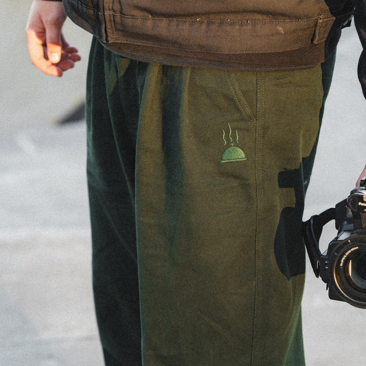 TACTICS(タクティクス)| TACTICS BUFFET PLATED PANTS / FOREST | スノーボード・スケートボードのTACTICS JAPAN