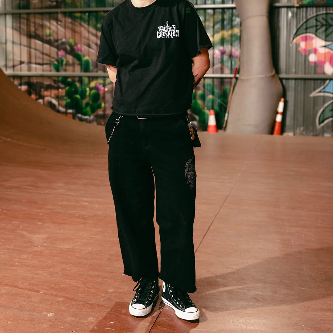 TACTICS(タクティクス)| CHERRIES × TACTICS WHEELS T-SHIRT / BLACK | スノーボード・スケートボードのTACTICS JAPAN