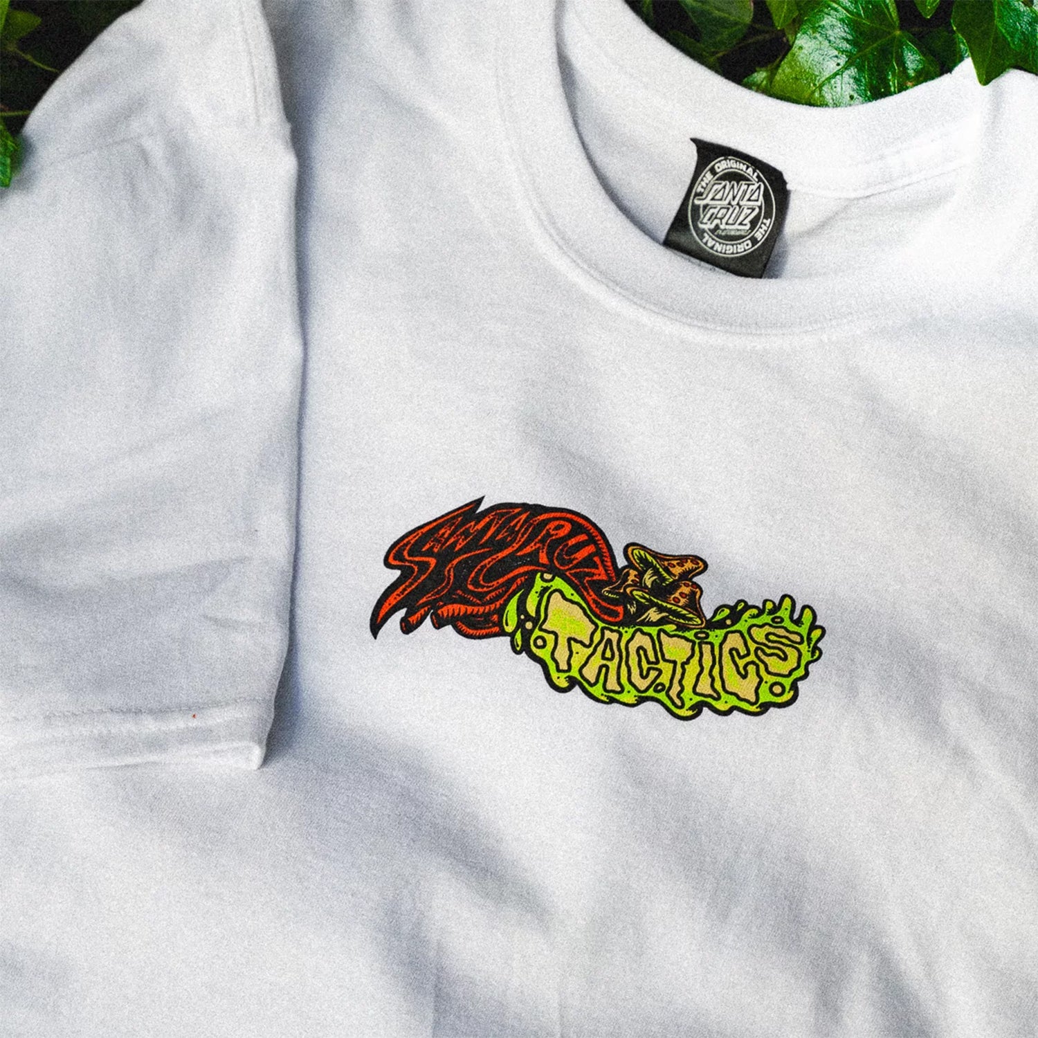 SANTA CRUZ SKATEBOARDS(サンタ クルーズ スケートボード)| SANTA CRUZ SCREAMING HAND TACTICS T-SHIRT / WHITE | スノーボード・スケートボードのTACTICS JAPAN