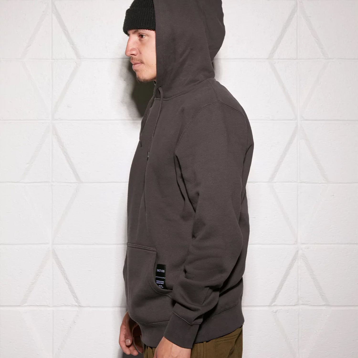 TACTICS(タクティクス)| TRADEMARK SUPPLY HOODIE | スノーボード・スケートボードのTACTICS JAPAN