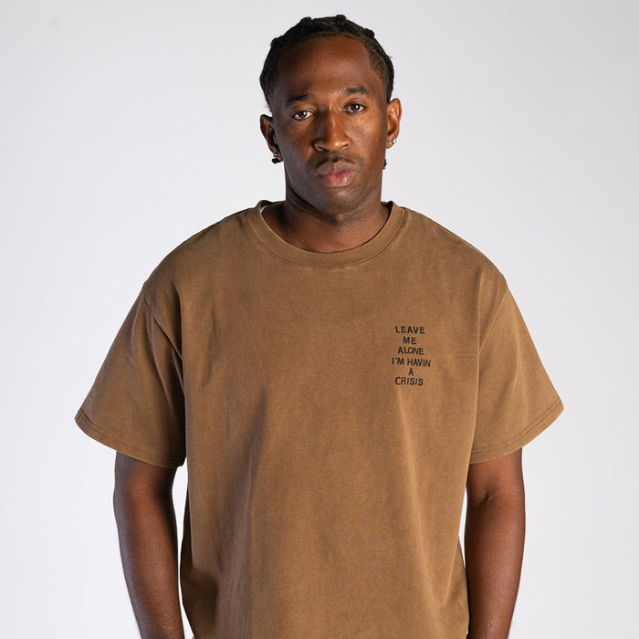 STINGWATER(スティングウォーター)| MINI CRISIS T-SHIRT / FADED BROWN | スノーボード・スケートボードのTACTICS JAPAN