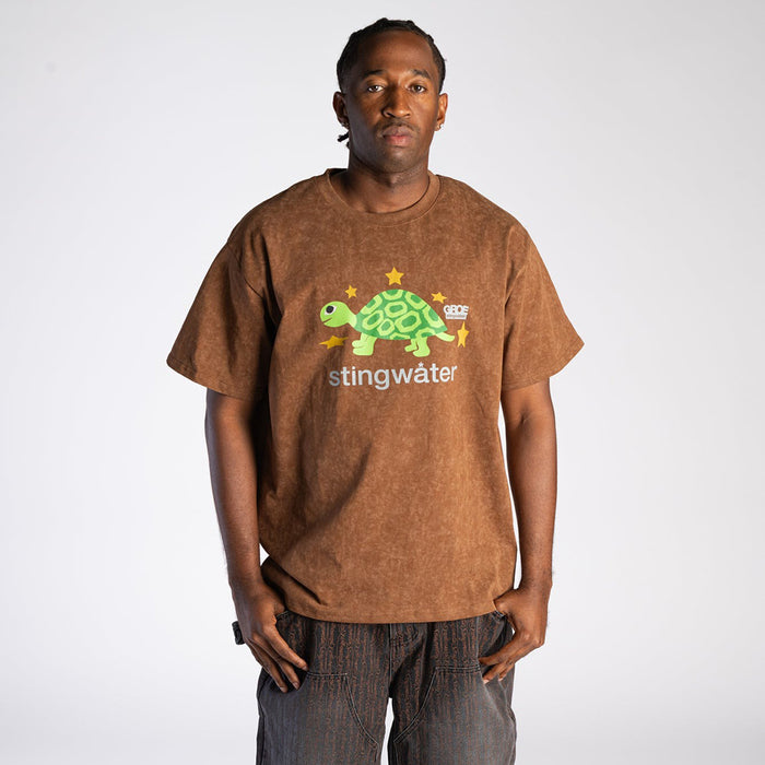 STINGWATER(スティングウォーター)| STINGWATER TURTLE T-SHIRT / ACID BROWN | スノーボード・スケートボードのTACTICS JAPAN