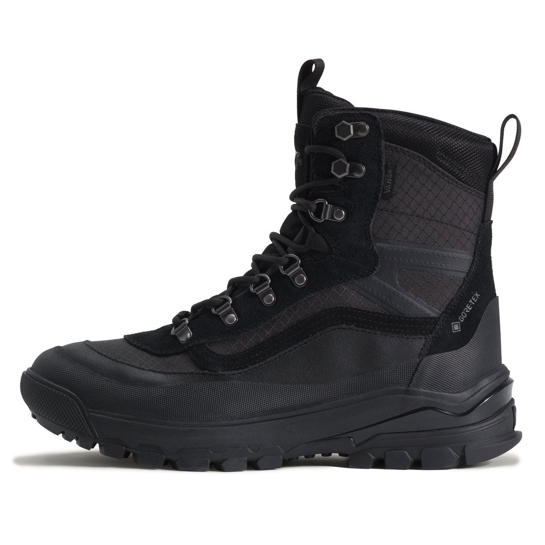 VANS(ヴァンズ)| SNOW KICKER GORE-TEX BOOT / BLACKOUT | スノーボード・スケートボードのTACTICS JAPAN