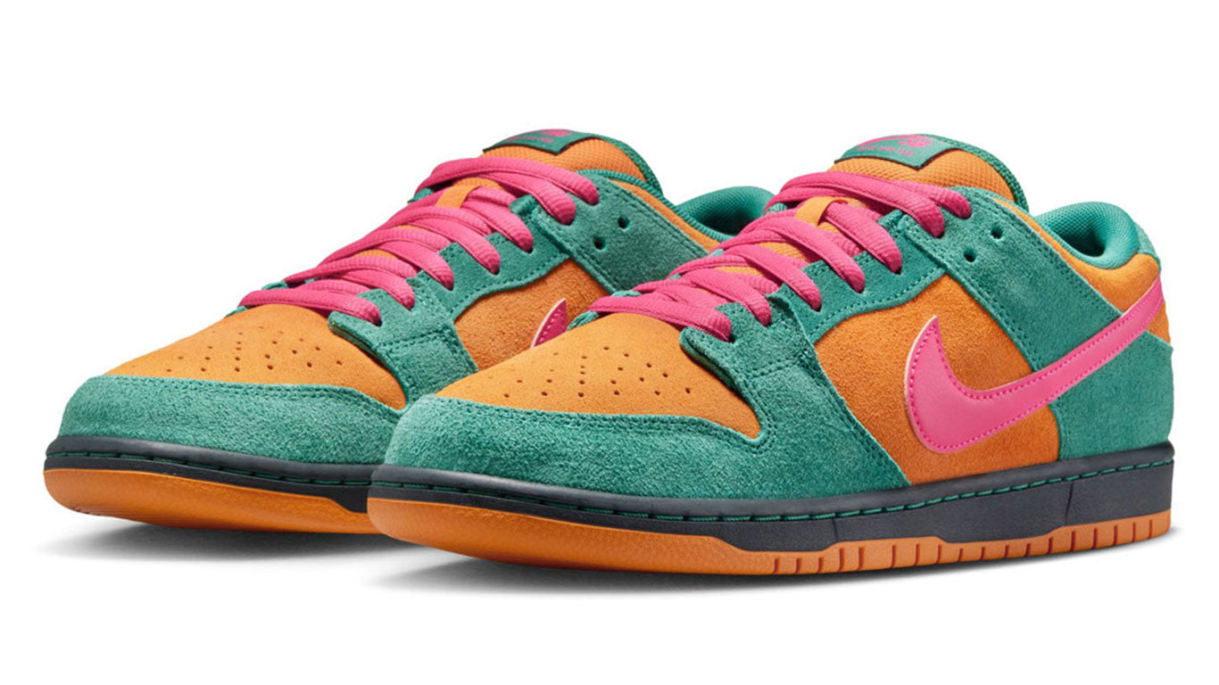 NIKE SB DUNK LOW PRO "GREEN NOISE / WATERMELON"
