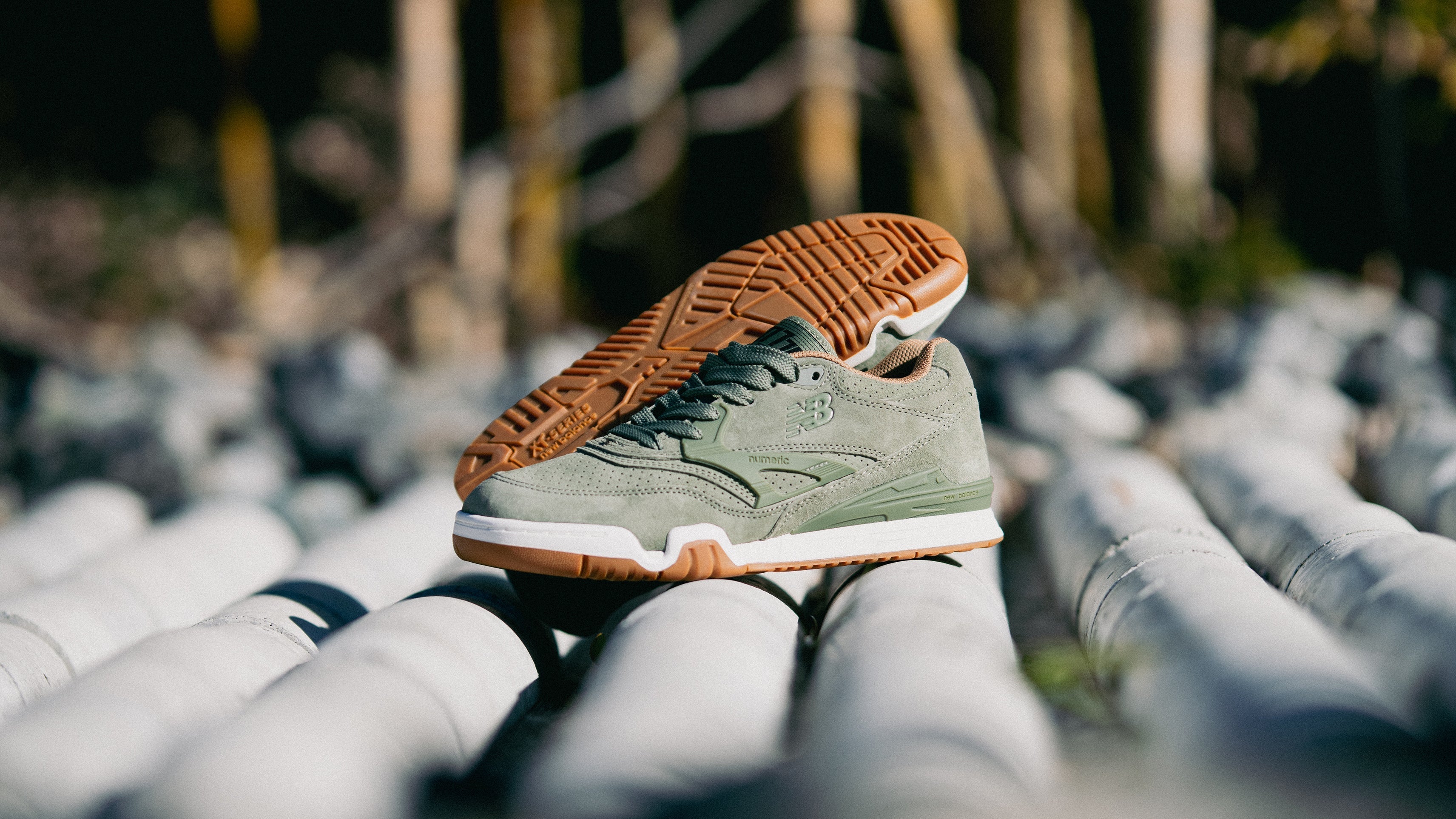 NB NUMERIC NM770 OLIVE & NAVY